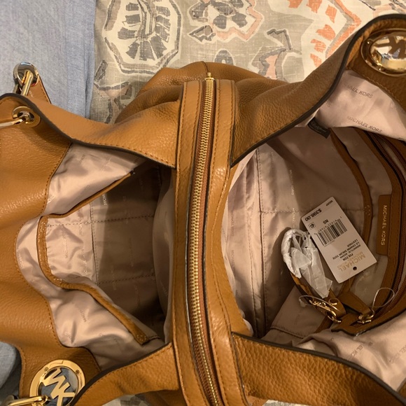 Michael Kors Fulton Shoulder Bag - Picture 8 of 14